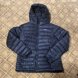 Patagonia Black down filled hooded Jacket